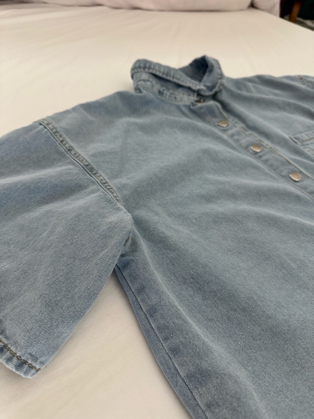Forever 21 Light Blue Cropped Denim Button-Down Shirt - Picture 6 of 10